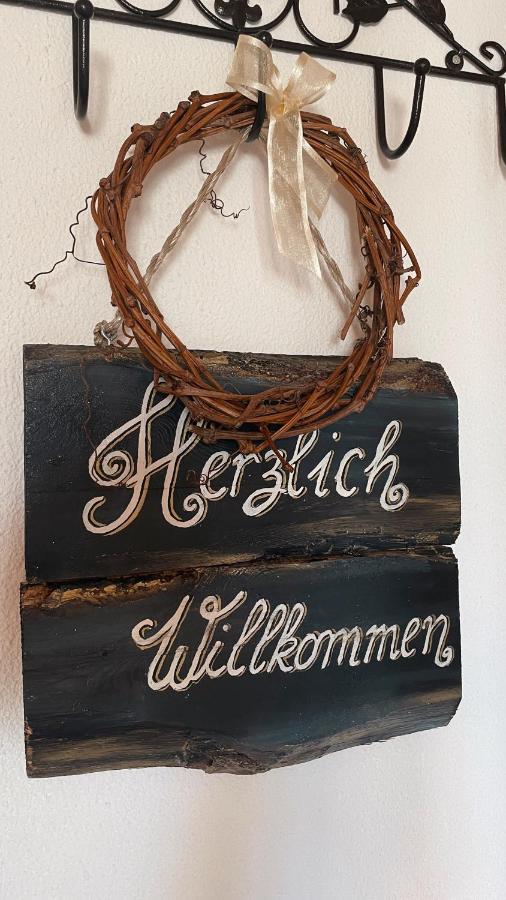 Weise Im Lausitzer-seenland *